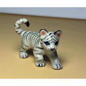Little Critterz White Tiger Cub Ceramic Figurine Blue Eyes Pendant Charm
